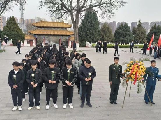 黄坡烈士陵园 文物陈列